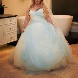 White by Vera Wang wedding dress